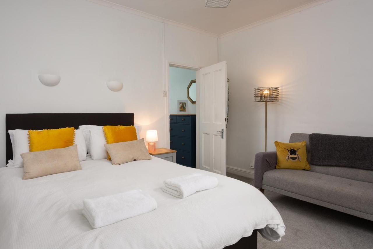 Lovely City Town House With Free Parking Sleeps 2 To 6 Guests York Zewnętrze zdjęcie